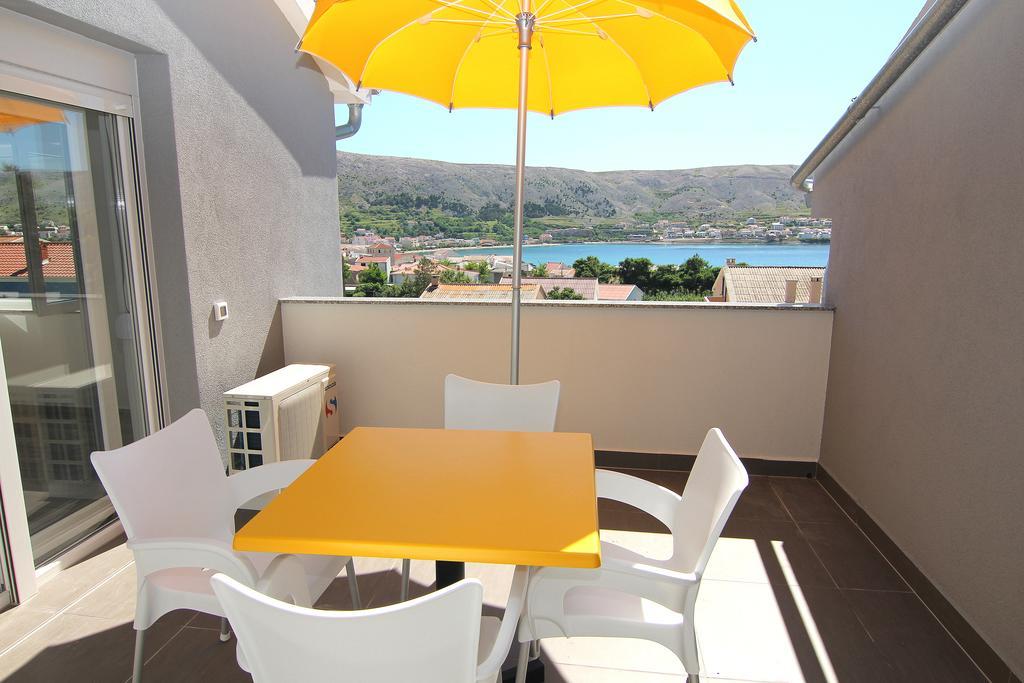 Apartment Villa Franci Pag Town Buitenkant foto