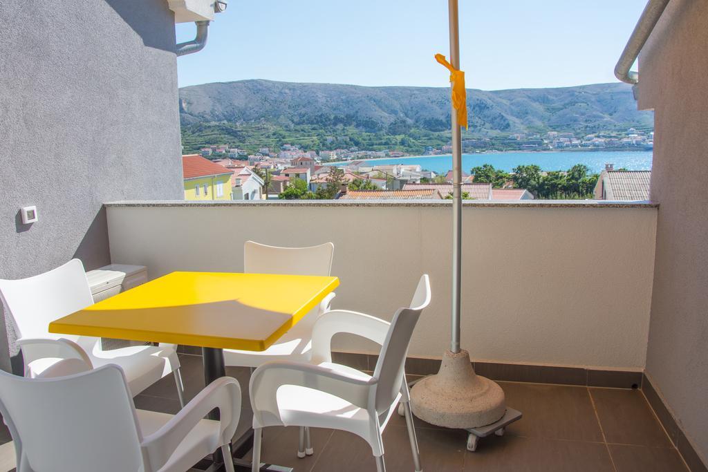 Apartment Villa Franci Pag Town Buitenkant foto