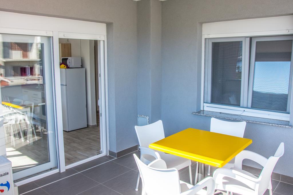 Apartment Villa Franci Pag Town Buitenkant foto