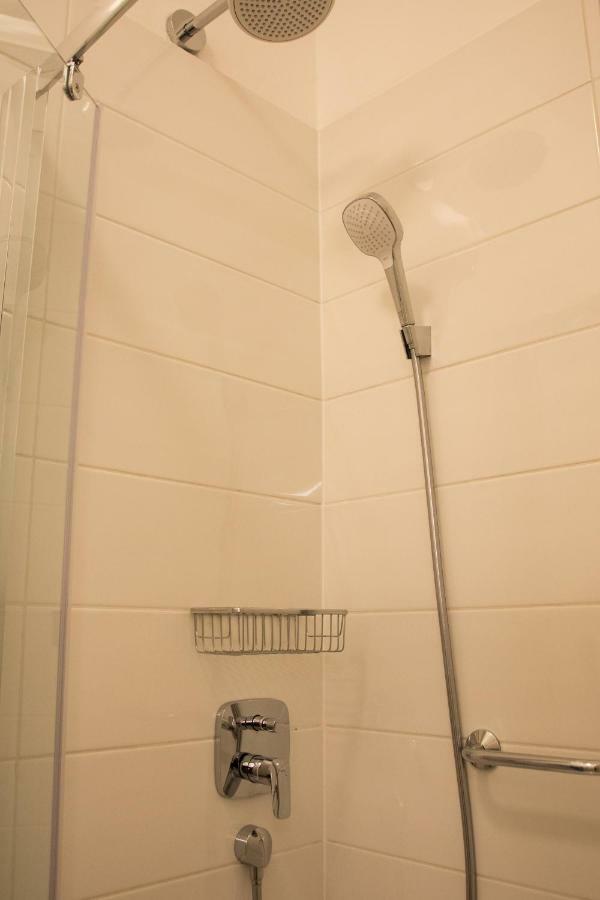 Apartment Villa Franci Pag Town Buitenkant foto
