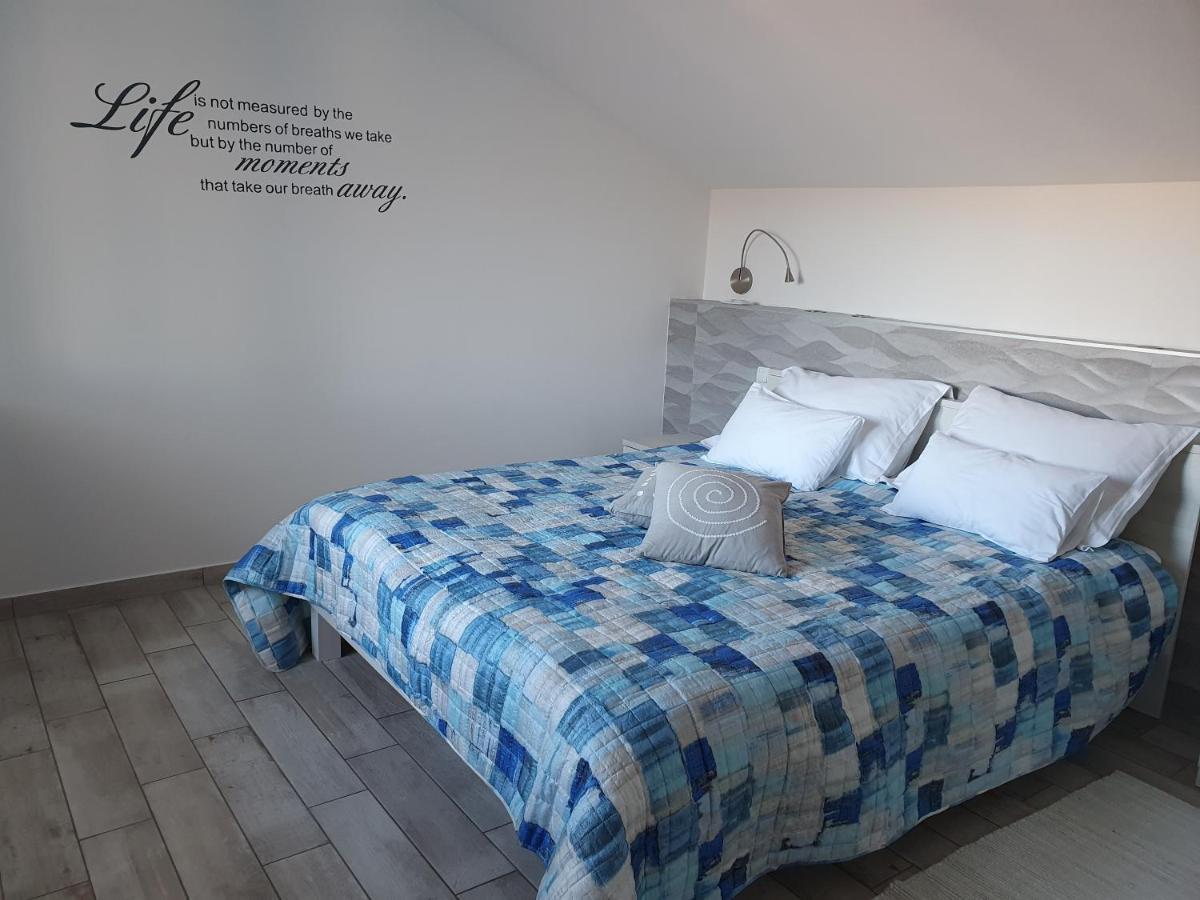 Apartment Villa Franci Pag Town Buitenkant foto